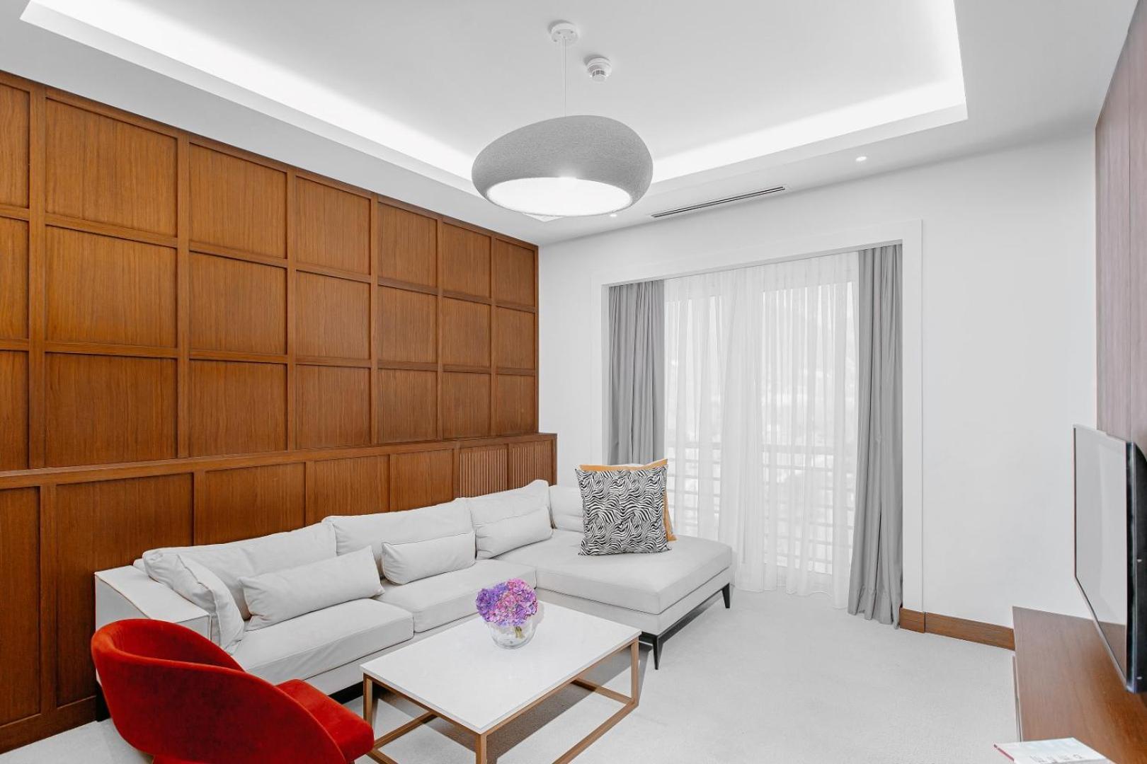 Qafqaz Riverside Hotel Qəbələ Exterior foto A living room